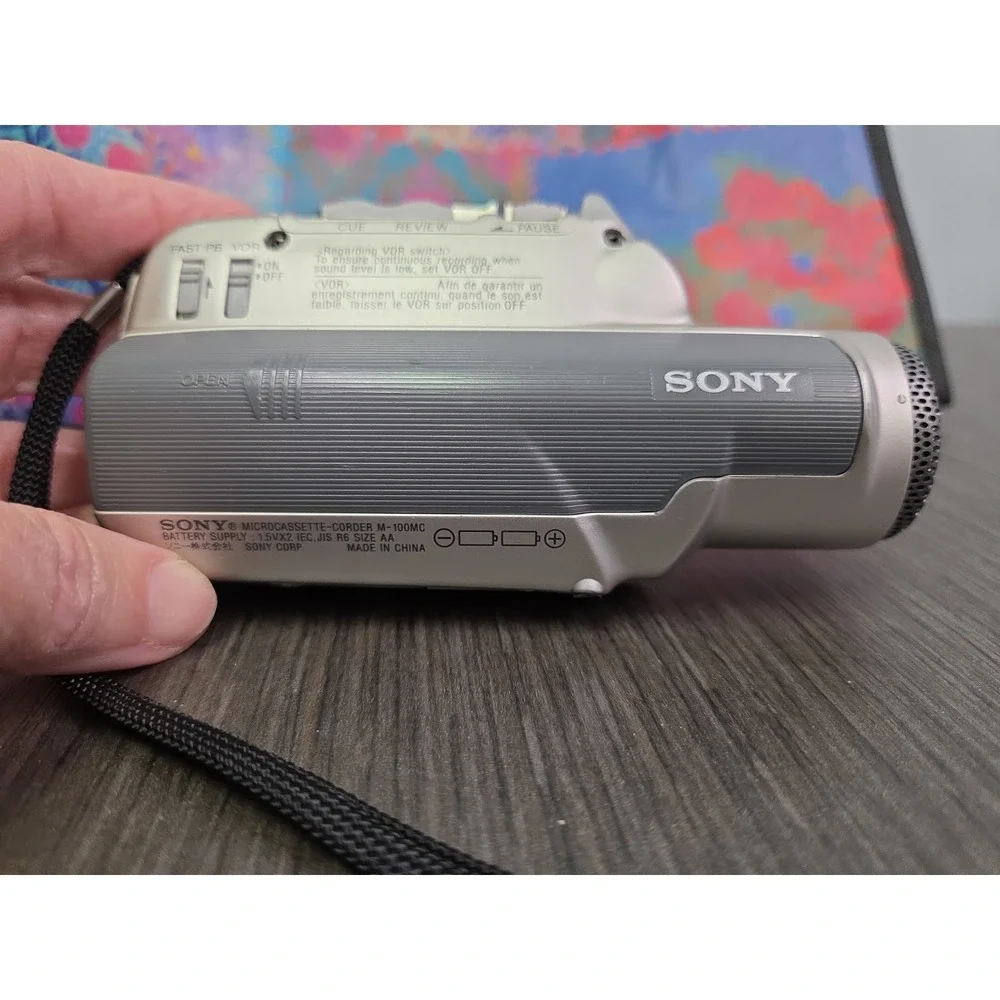 Sony Microcassette M-100MC Silver Handheld Microcassette Clear Voice Recorder
